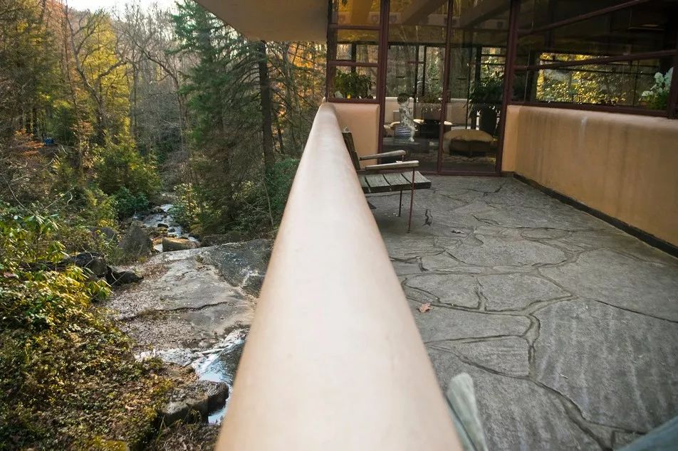 落水山莊Fallingwater／Frank Lloyd Wright