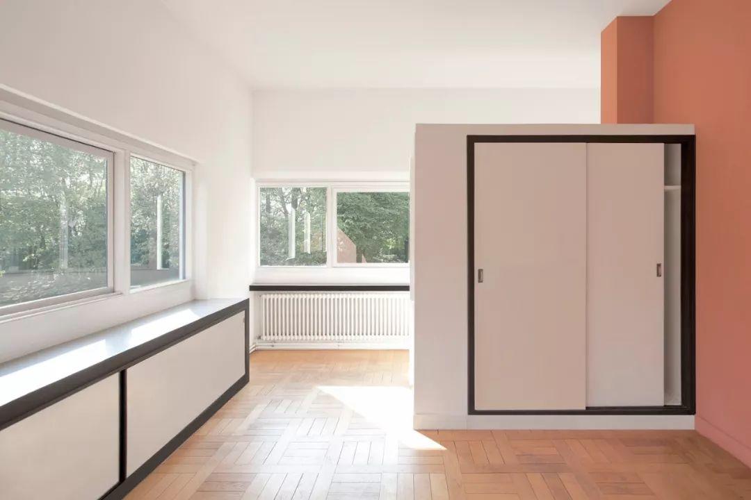 薩伏伊別墅Villa Savoye／柯比意Le Corbusier