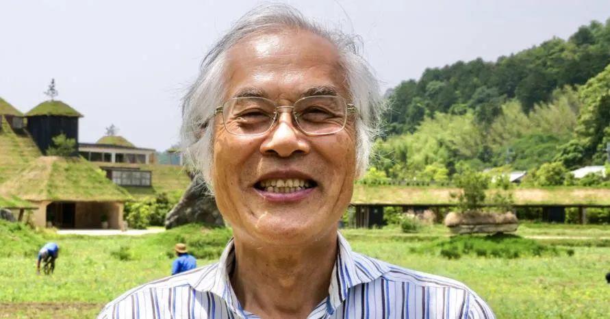 日本著名建築師，建築歷史學家、評論家-藤森照信