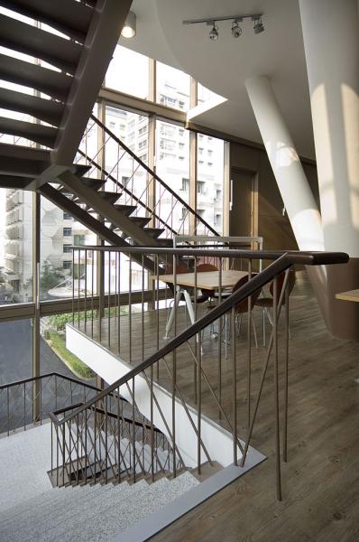 高醫大新圖書館／金光裕建築師事務所