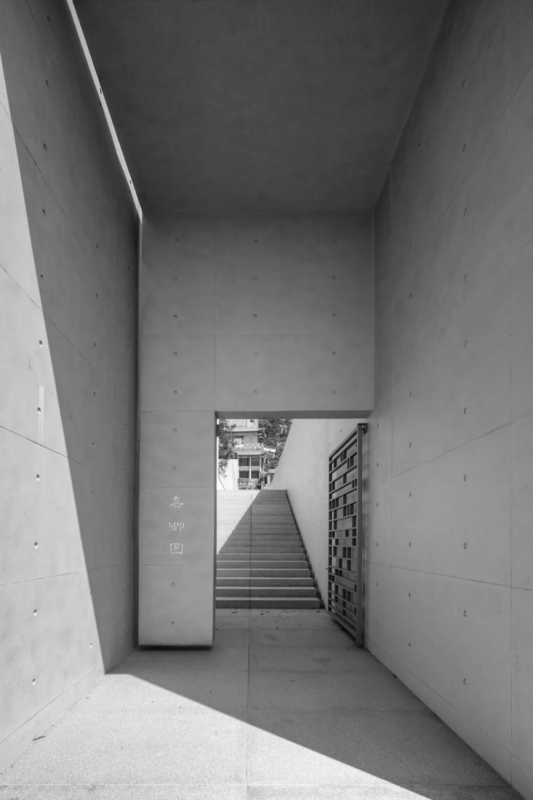 金寶山嘉卿園陵園／Álvaro Siza + Carlos Castanheira