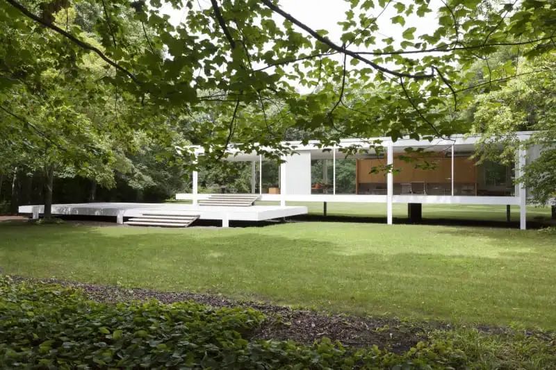Farnsworth House／密斯·凡德羅（Ludwig Mies van der Rohe）