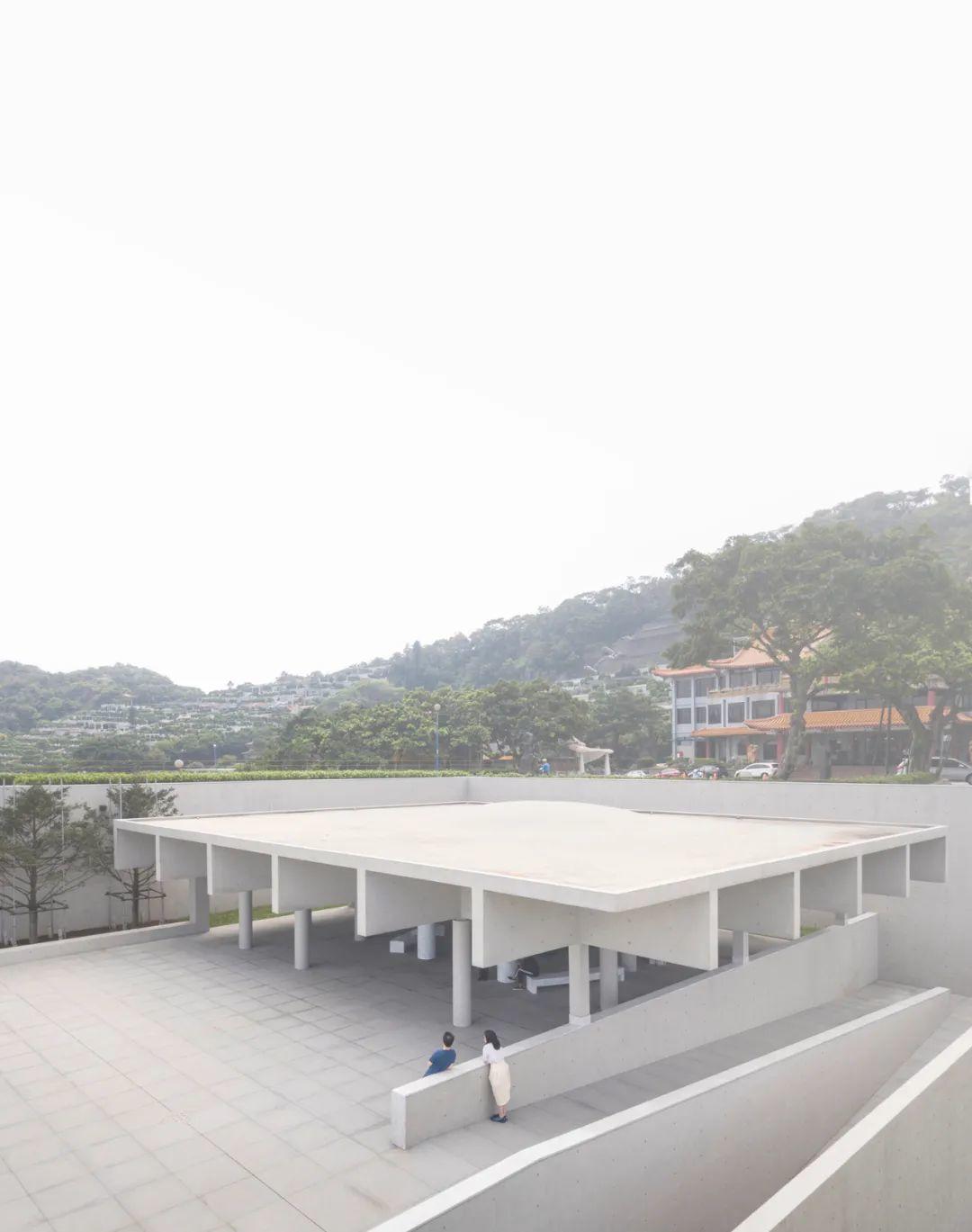 金寶山嘉卿園陵園／Álvaro Siza + Carlos Castanheira