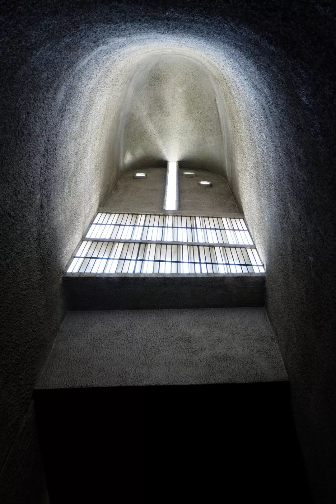 廊香教堂Notre Dame du Haut／Le Corbusier 柯比意