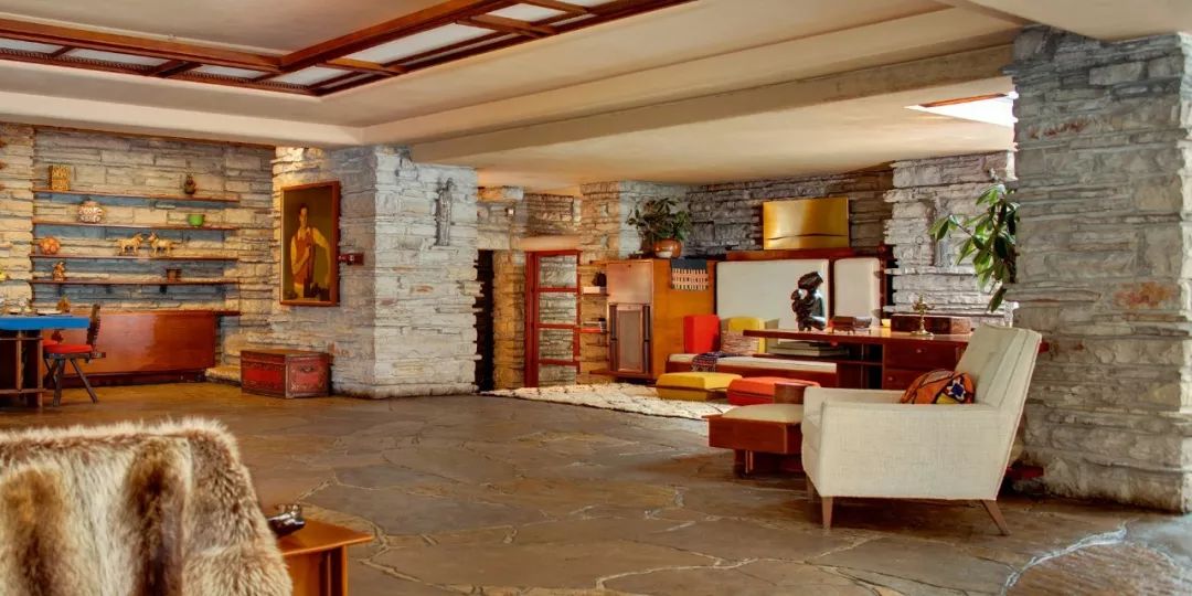 一樓起居空間 落水山莊Fallingwater／Frank Lloyd Wright