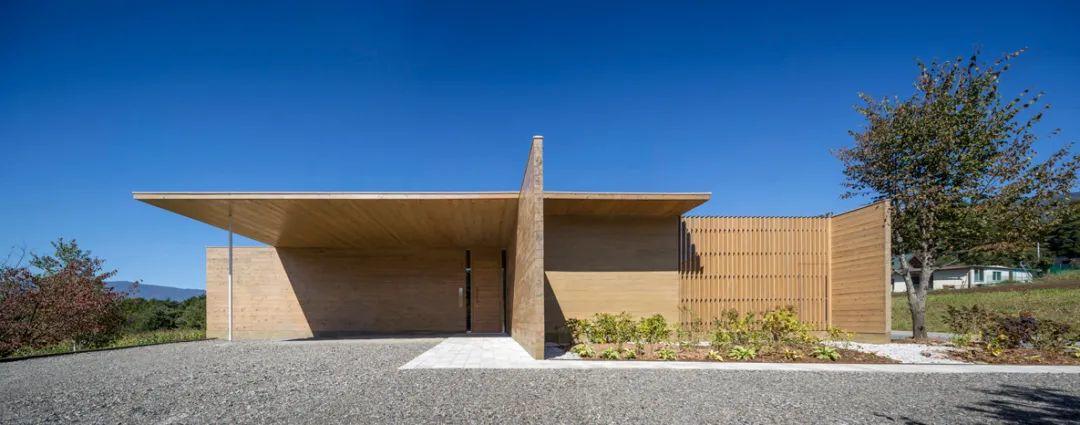 私人住宅Solid Cedar House/坂茂 Shigeru Ban