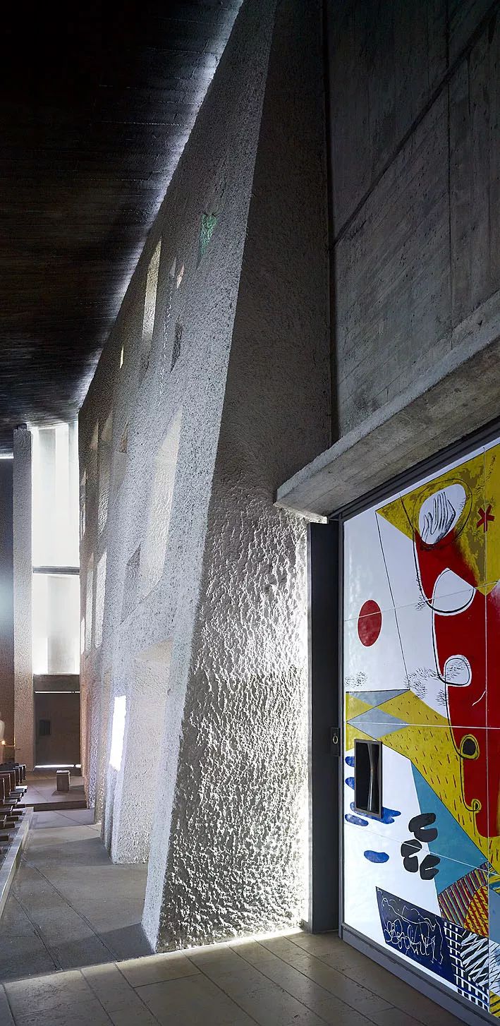 廊香教堂Notre Dame du Haut／Le Corbusier 柯比意