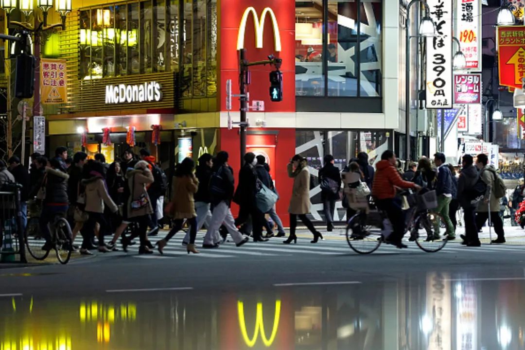 マクドナルド McDonald Japan 現在銀座的麥當勞﹐已遷離銀座三越