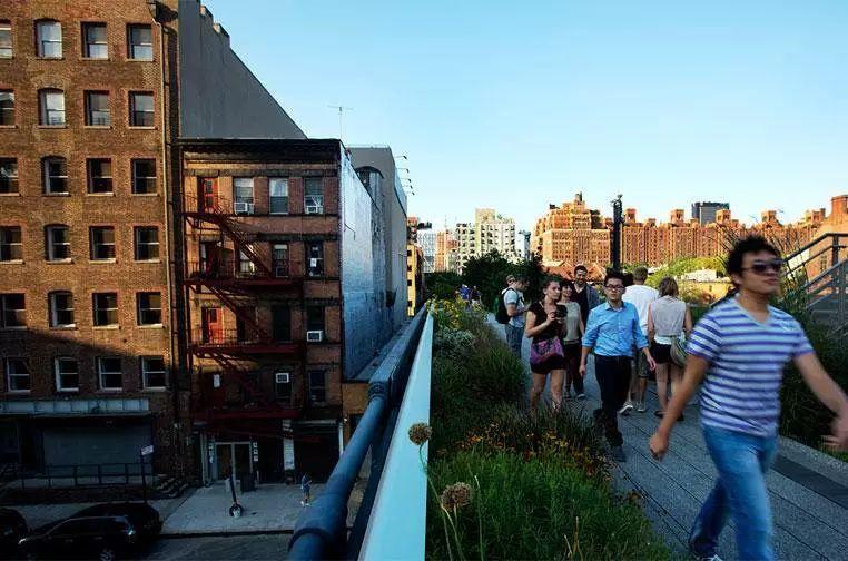 The High Line改造前後對比圖/ 圖片來自《紐約時報》