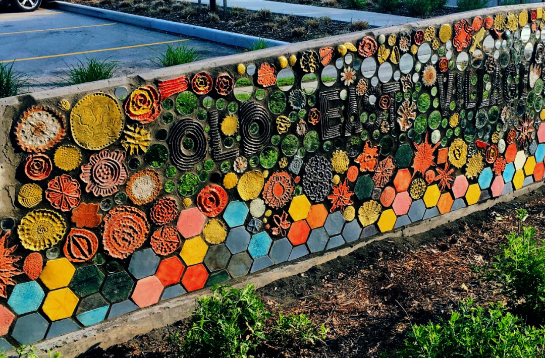 多治見市馬賽克瓷磚博物館／藤森照信