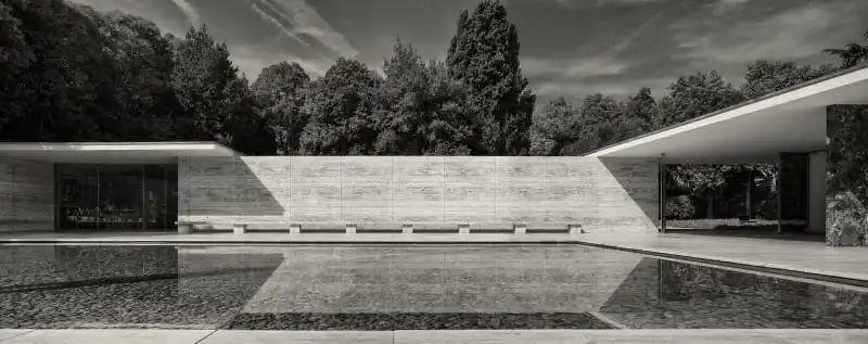 BARCELONA PAVILION／密斯·凡德羅（Ludwig Mies van der Rohe）