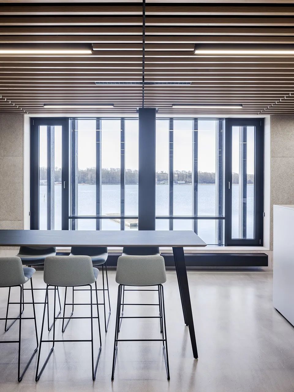 會議室，丹麥The Klimatorium國際氣象中心／3XN + SLA