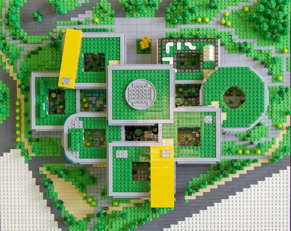 積木做成的LEGO樂高總部園區模型／C.F. Møller Architects