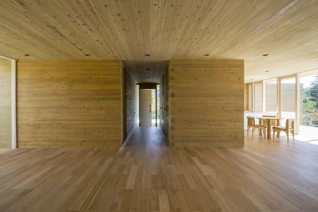私人住宅Solid Cedar House/坂茂 Shigeru Ban