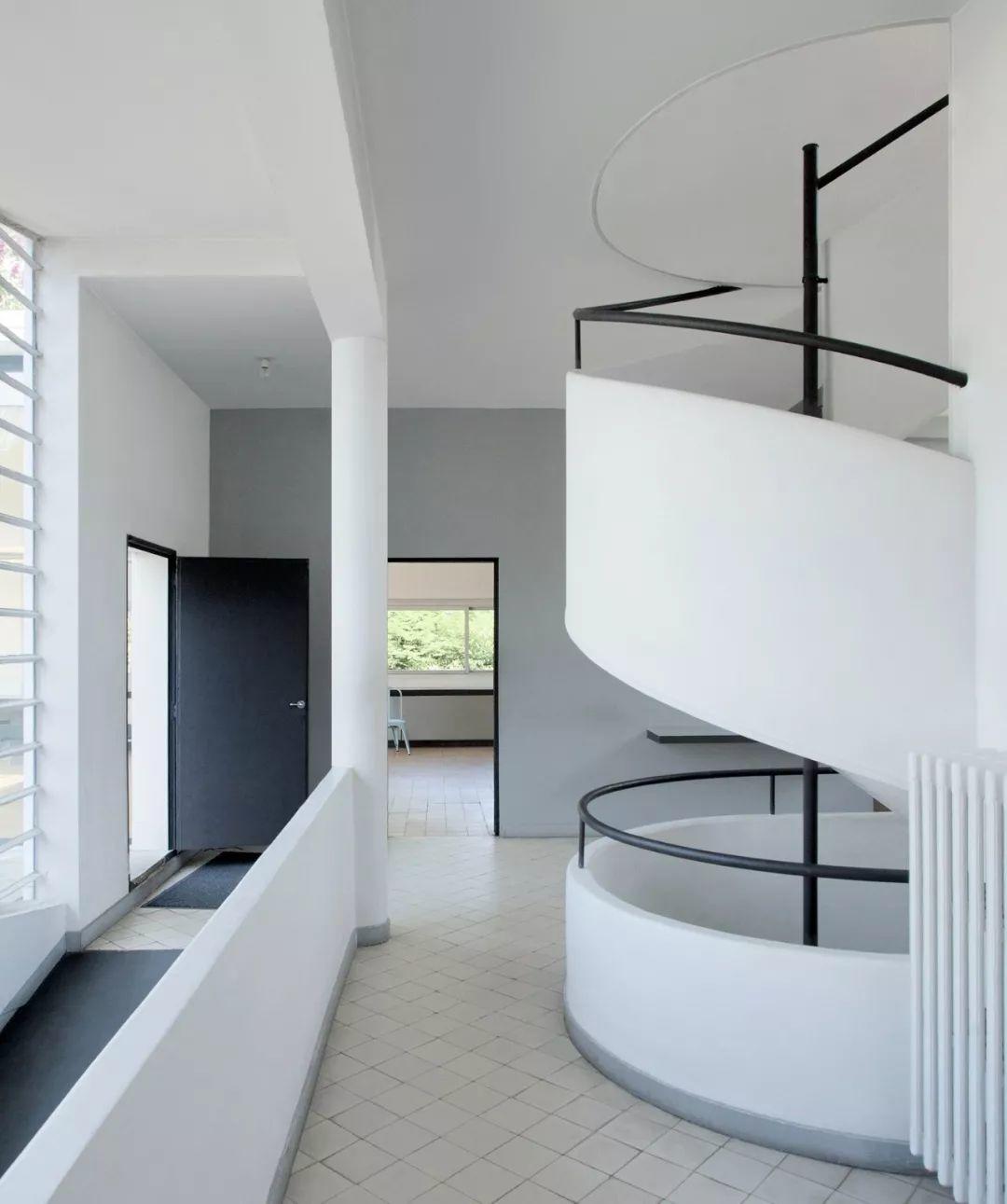 薩伏伊別墅Villa Savoye／柯比意Le Corbusier