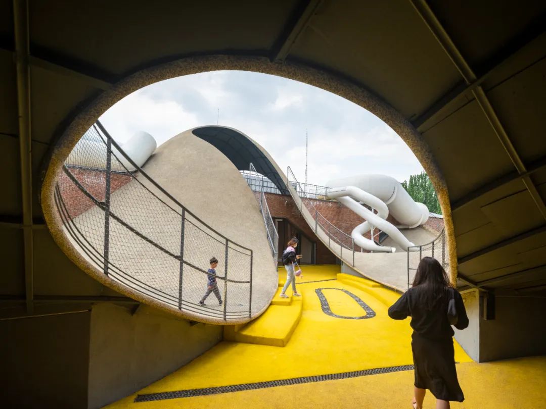 孩子們的玩耍空間，北京兒童成長中心The Playscape兒童遊樂場／waa未覺建築