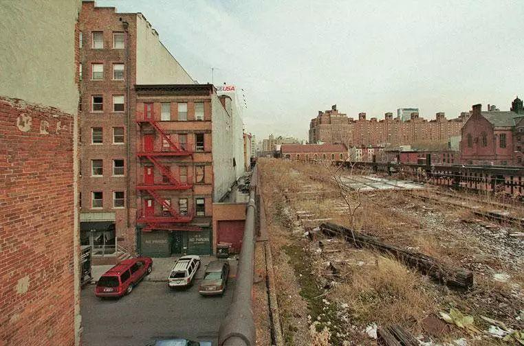 The High Line改造前後對比圖/ 圖片來自《紐約時報》