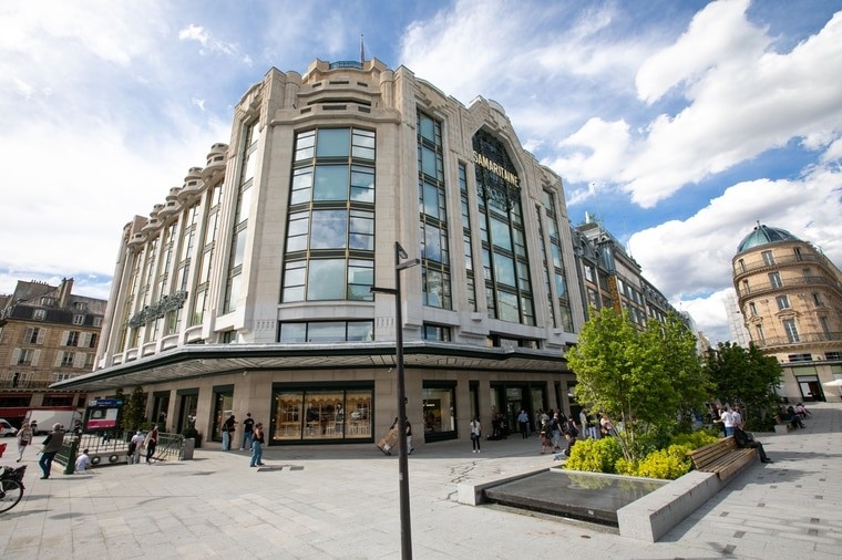 有著151年悠久歷史的莎瑪麗丹百貨公司，於2001年被LVMH集團收購，並進行了長達16年、斥資7.5億歐元的翻新計劃，設計由SANAA擔綱