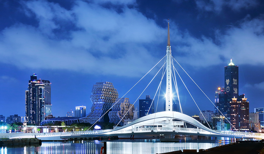 高雄大港橋／張瑪龍陳玉霖聯合建築師事務所 居夏設計王煦中 台灣世曦