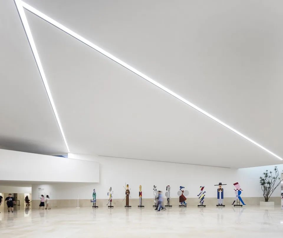 中國國際設計博物館China Museum Of Design Bauhaus Collection／Álvaro Siza + Carlos Castanheira