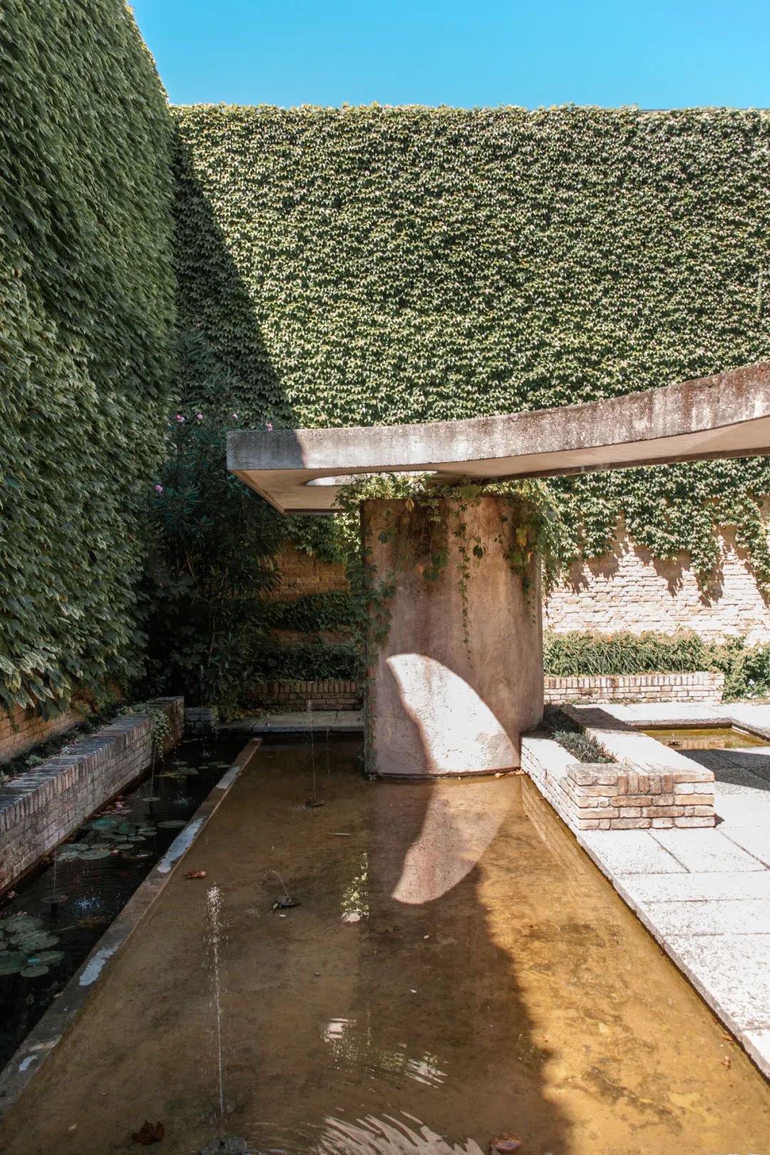 Sculpture Garden for the Venice Biennale威尼斯雕塑花園／Carlo Scarpa
