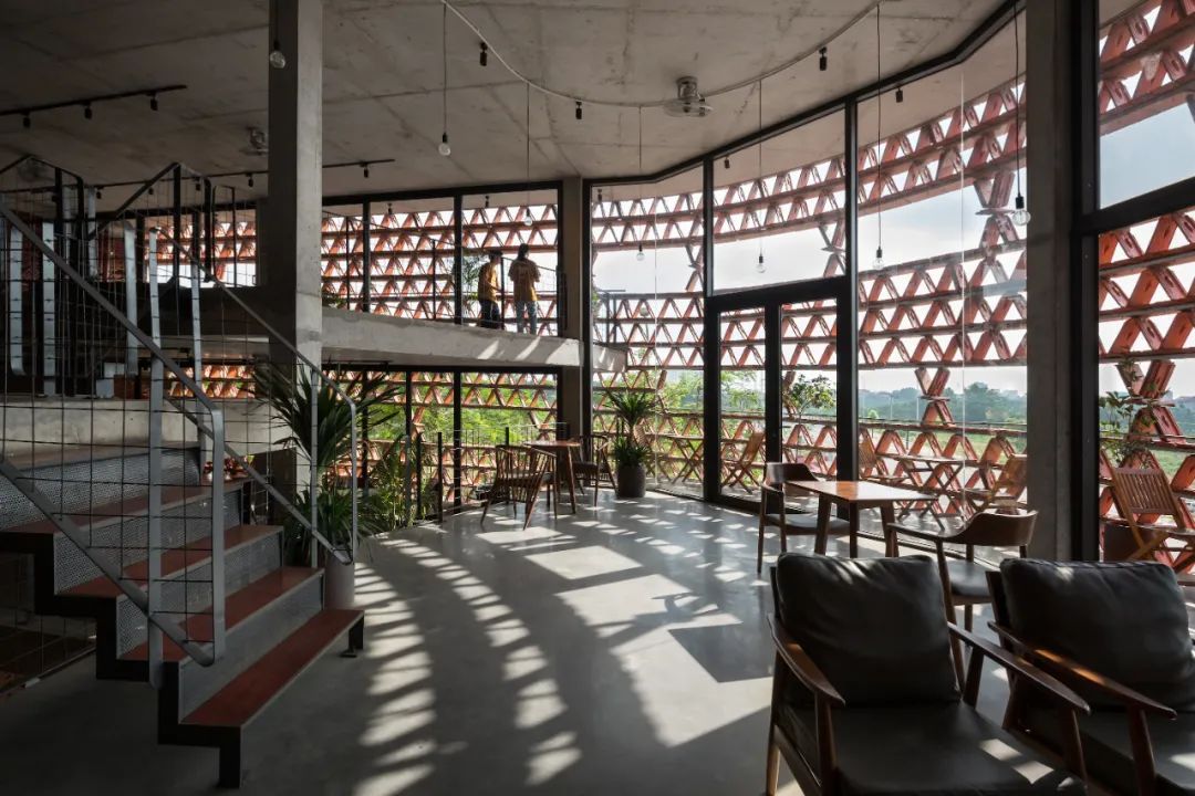 河內Ngói磚殼社區中心／H&P Architects