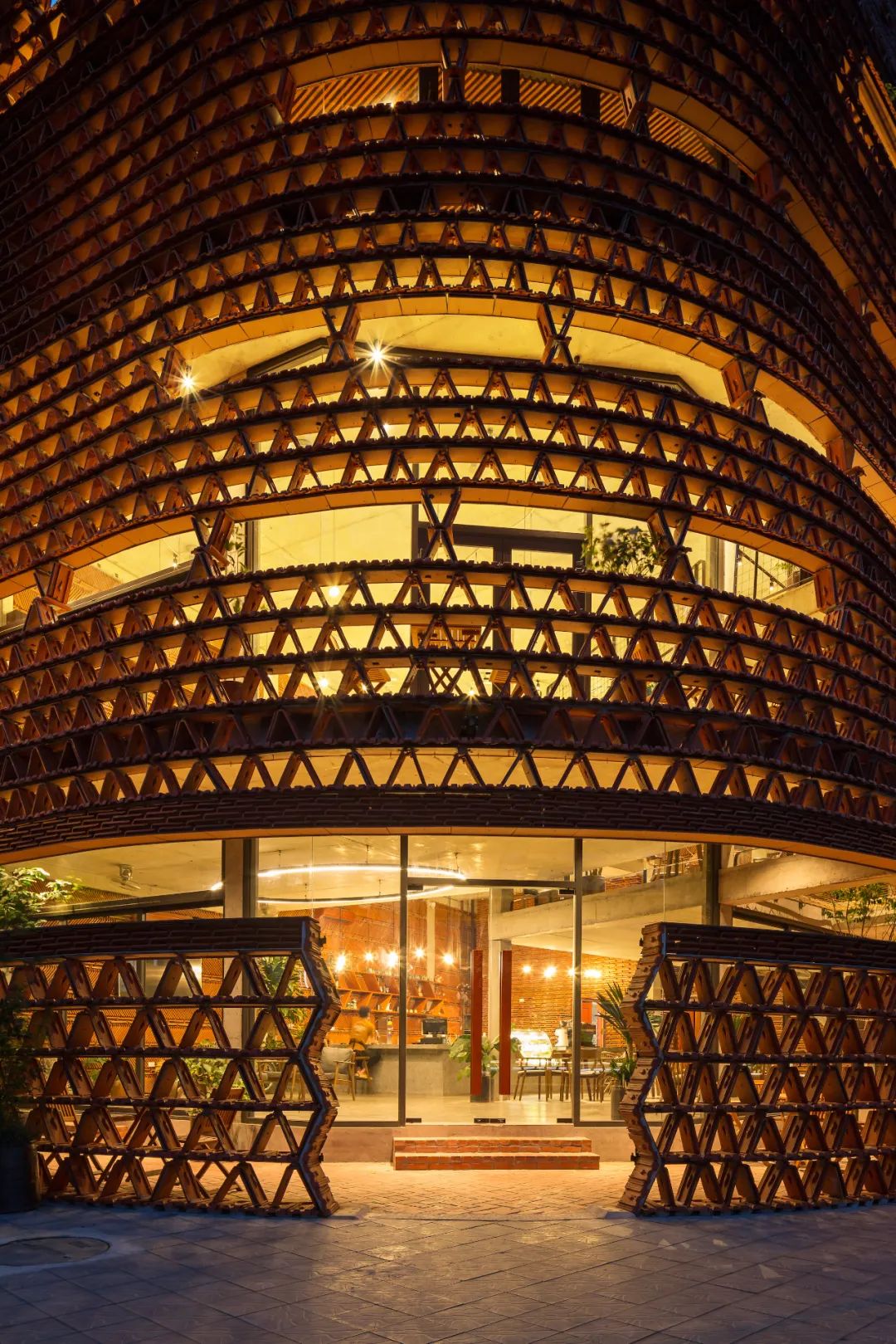河內Ngói磚殼社區中心／H&P Architects
