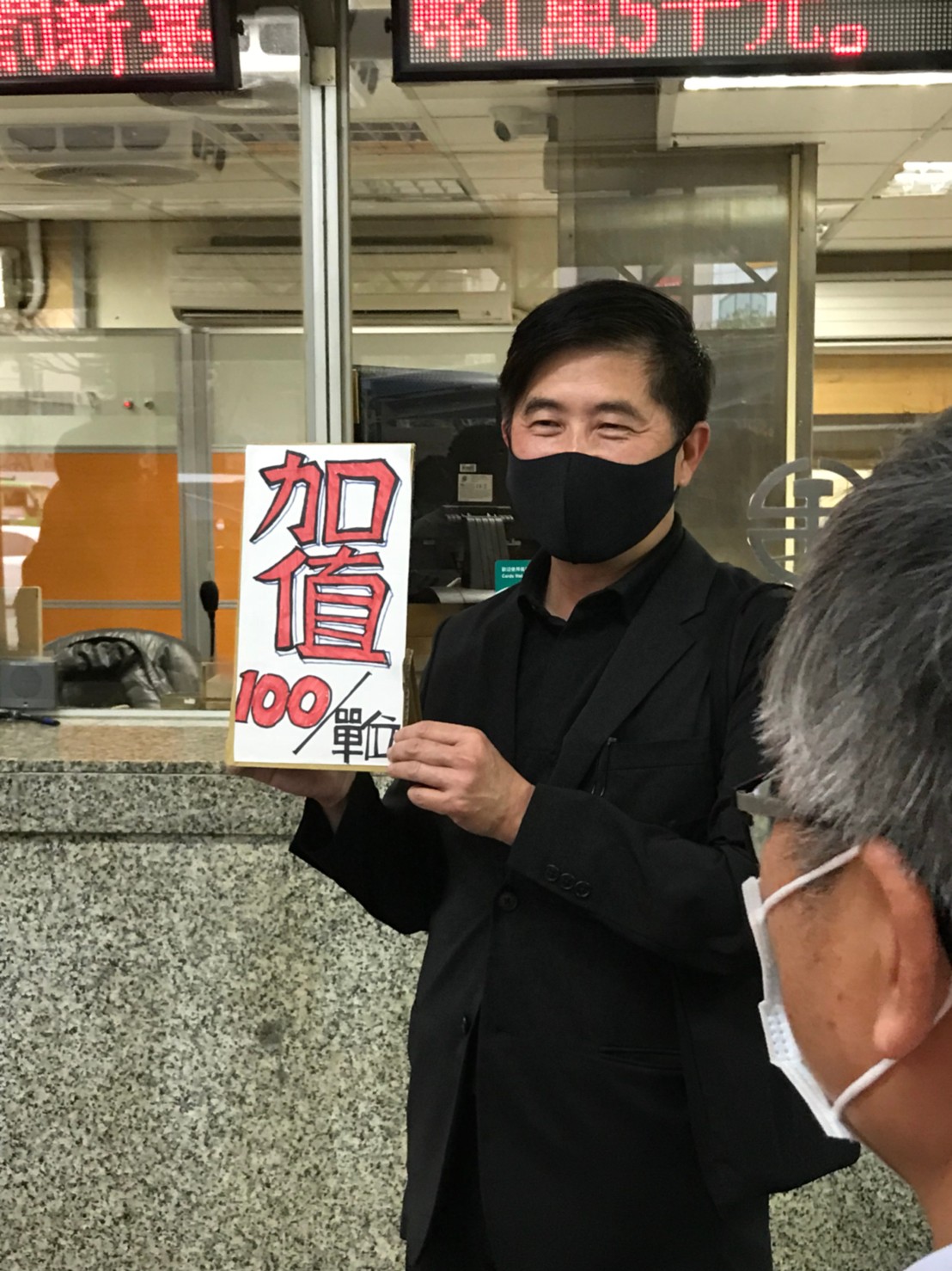 張基義給自己的定位是設計人、教育工作者、和美學志工。(圖片提供/設研院)