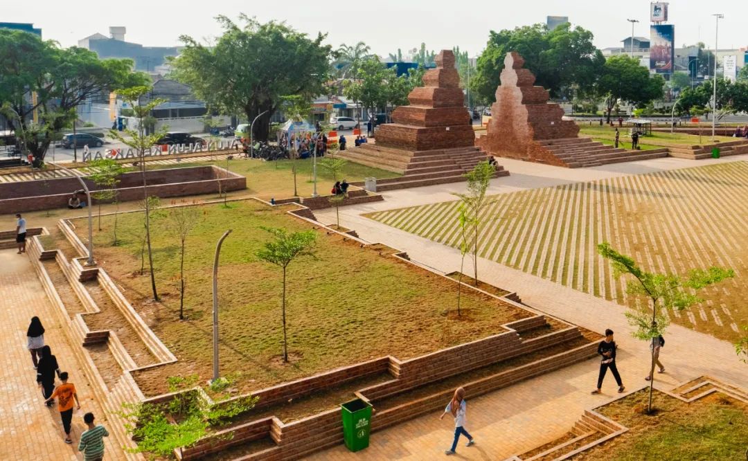 印尼正義區城市廣場Alun-alun Kejaksan／SHAU Indonesia