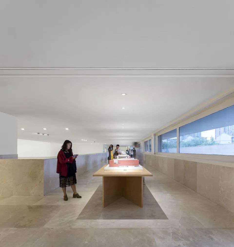 內部展覽空間 中國國際設計博物館China Museum Of Design Bauhaus Collection／Álvaro Siza + Carlos Castanheira
