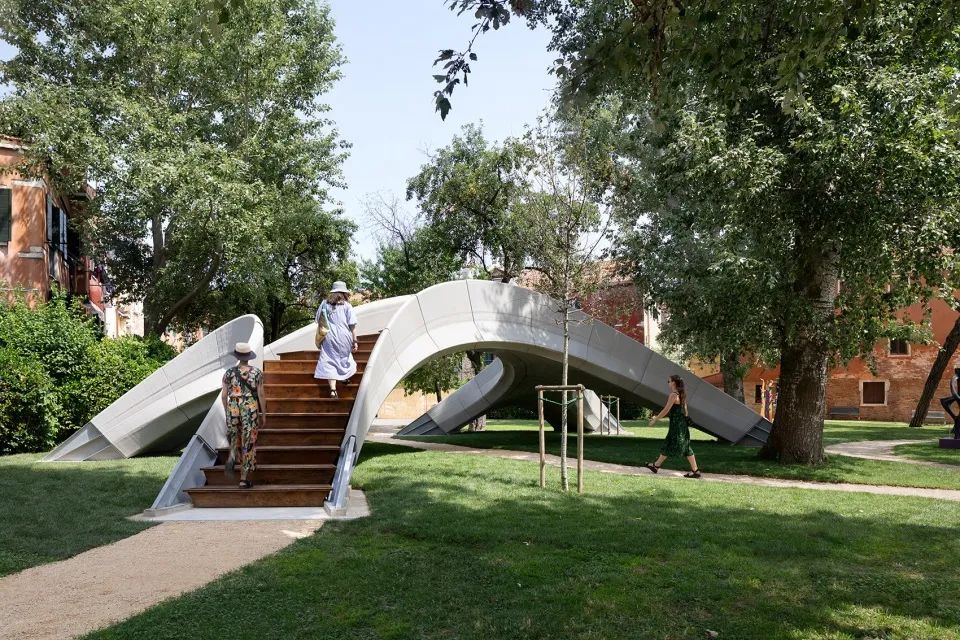 威尼斯Striatus人行步橋／Zaha Hadid Architects