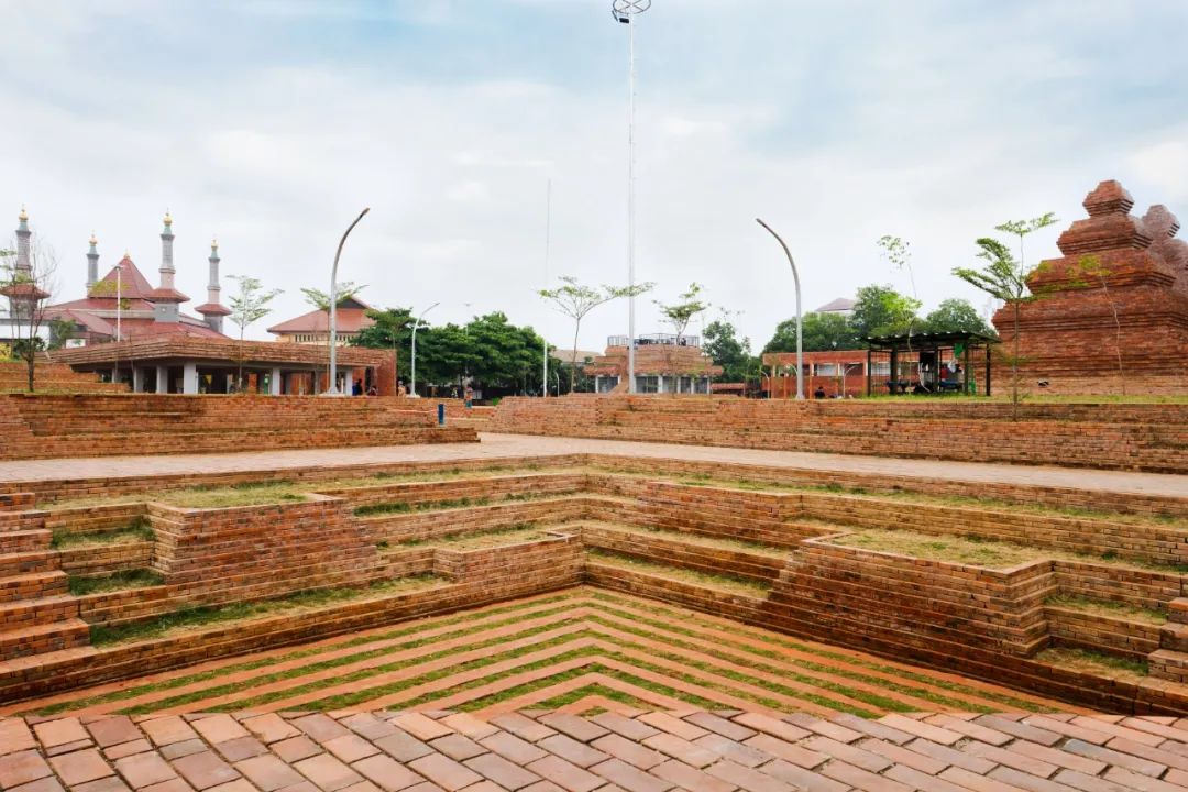 印尼正義區城市廣場Alun-alun Kejaksan／SHAU Indonesia