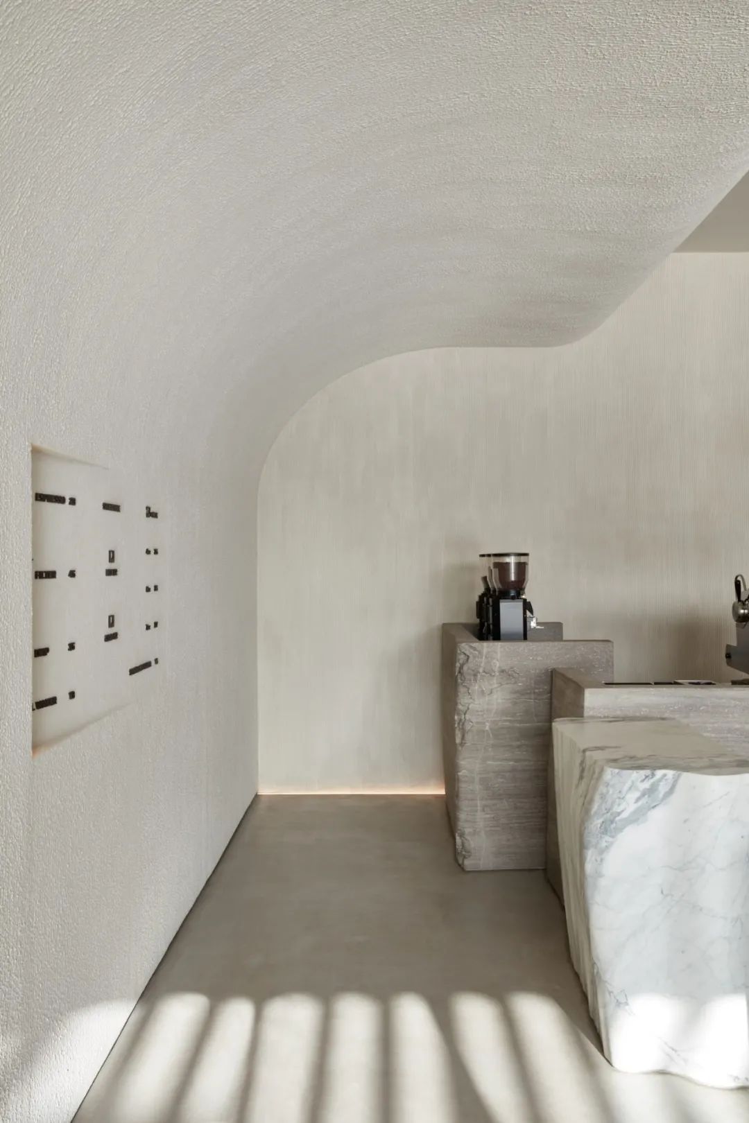 杜拜金融中心Orijins Coffee Shop／VSHD DESIGN