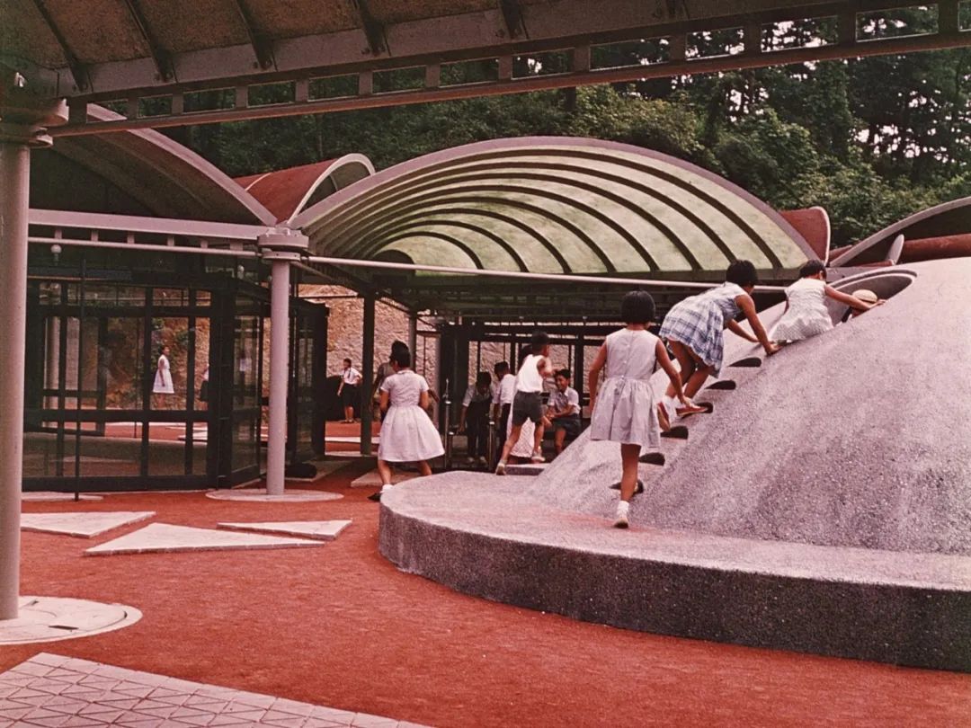 日本「兒童之鄉」（Kodomo No Kuni）主題公園／野口勇（Isamu Noguchi）