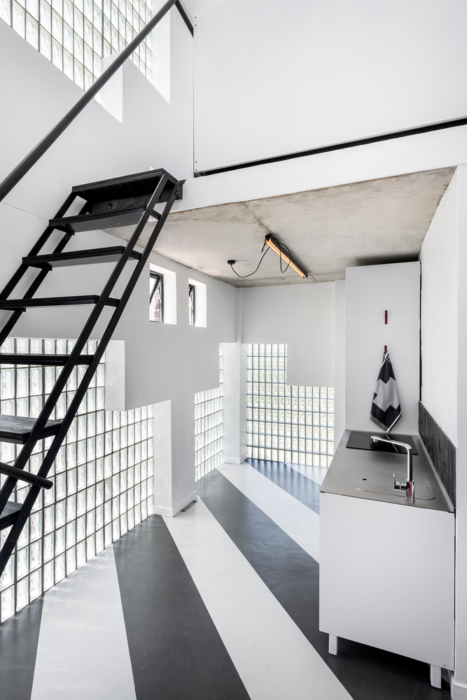 ，南非微型住所Uxolo Apartments／Two Five Five Architects