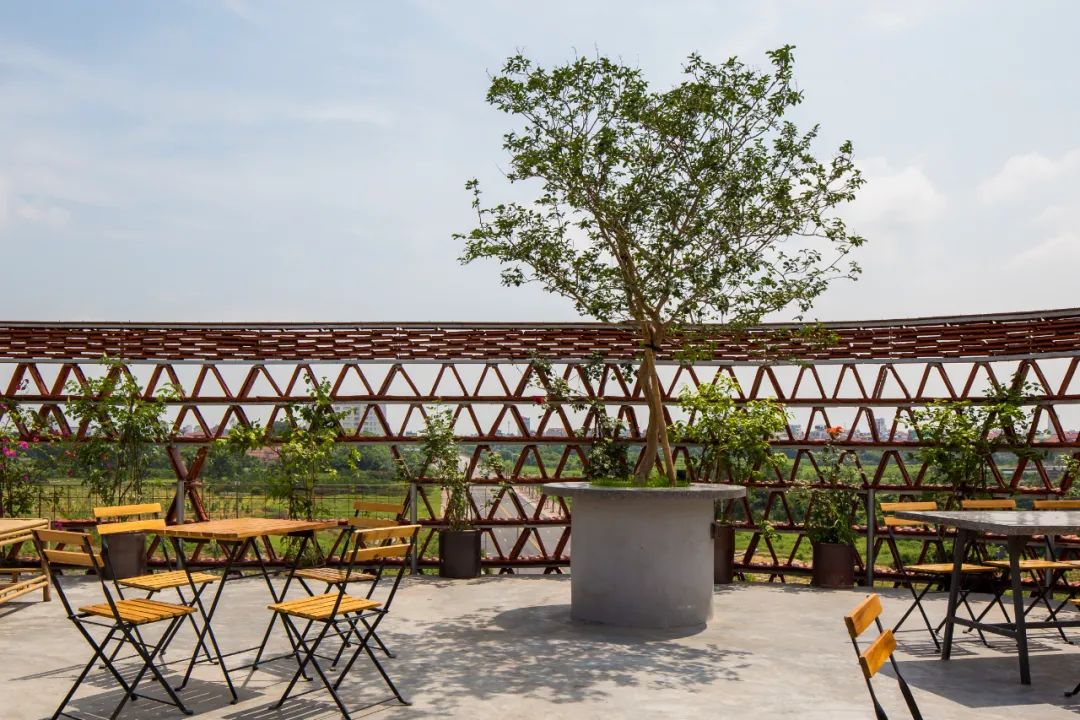河內Ngói磚殼社區中心／H&P Architects