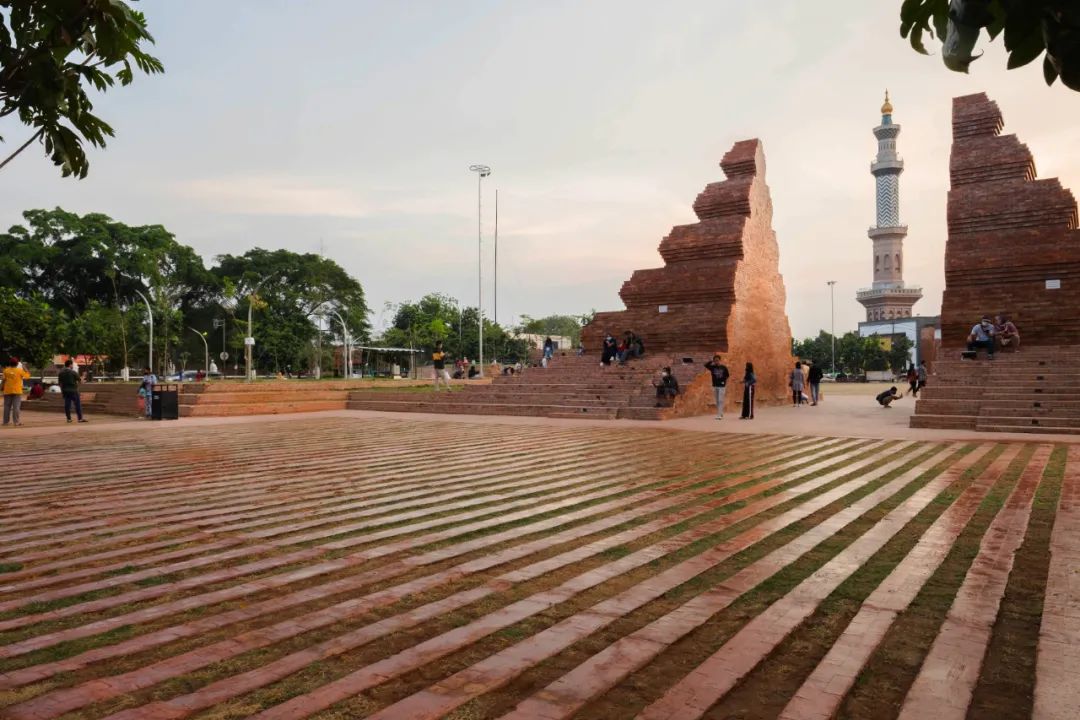 印尼正義區城市廣場Alun-alun Kejaksan／SHAU Indonesia