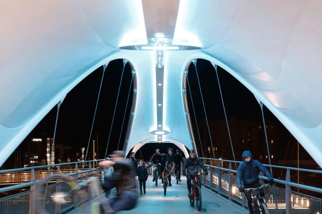 默多克人行步橋Murdoch’s Connection Bridge／Arup＋Matter Architecture