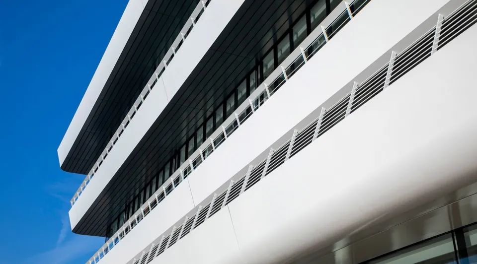 瀨戶內海尾道市政府大樓／株式會社日建設計 Nikken Seikei