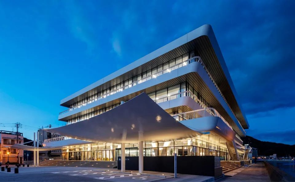 瀨戶內海尾道市政府大樓／株式會社日建設計 Nikken Seikei