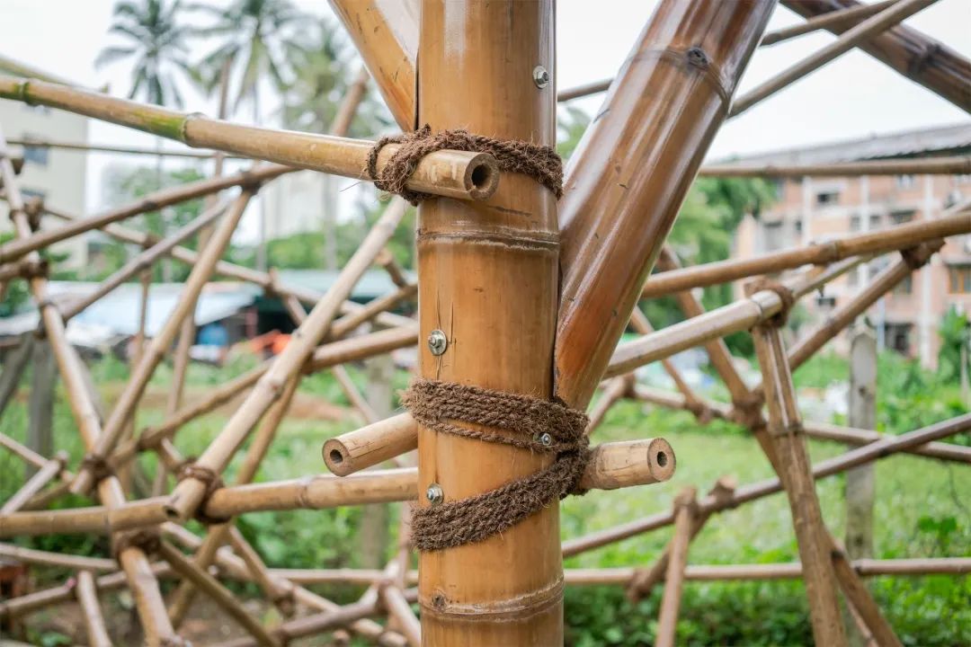 竹子與竹子的連接方式 緬甸仰光竹構造兒童遊樂場Bamboo Playground／Blue Temple