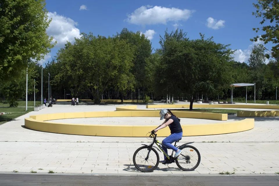 運動娛樂設施 莫斯科河濱公園景觀設計 Moscow Moskva River landscape design/WOWHAUS