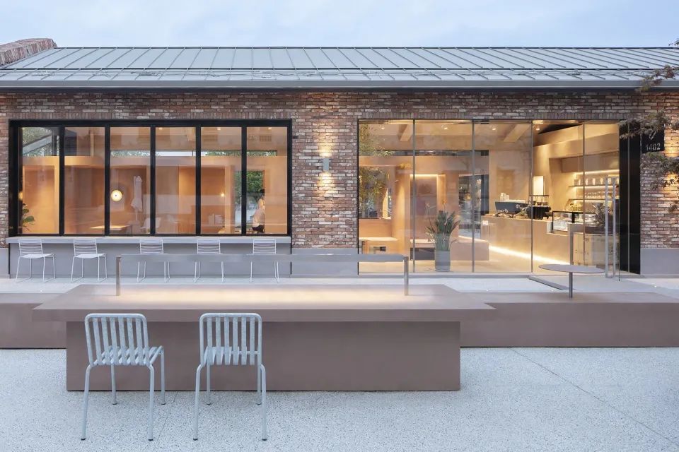 阿那亞1402咖啡店室內設計 Cafe Coffe Shop interior design╱青山周平、藤井洋子、李嘉習 / B.L.U.E.建築設計事務所