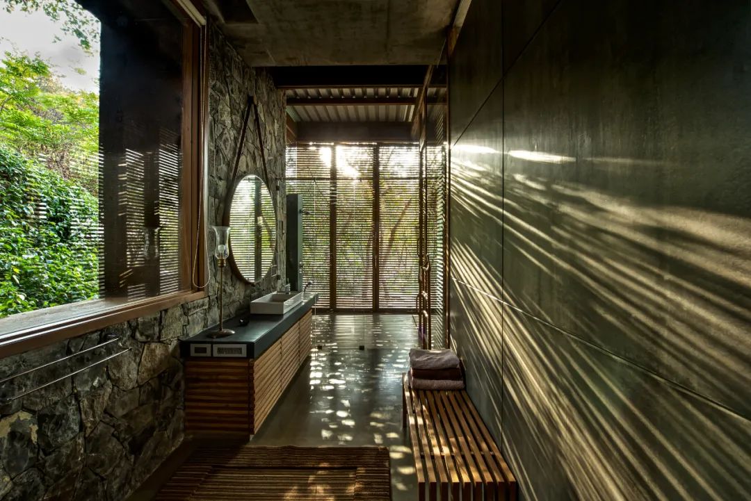 印度三溪之屋House of Three Streams／Malik Architecture