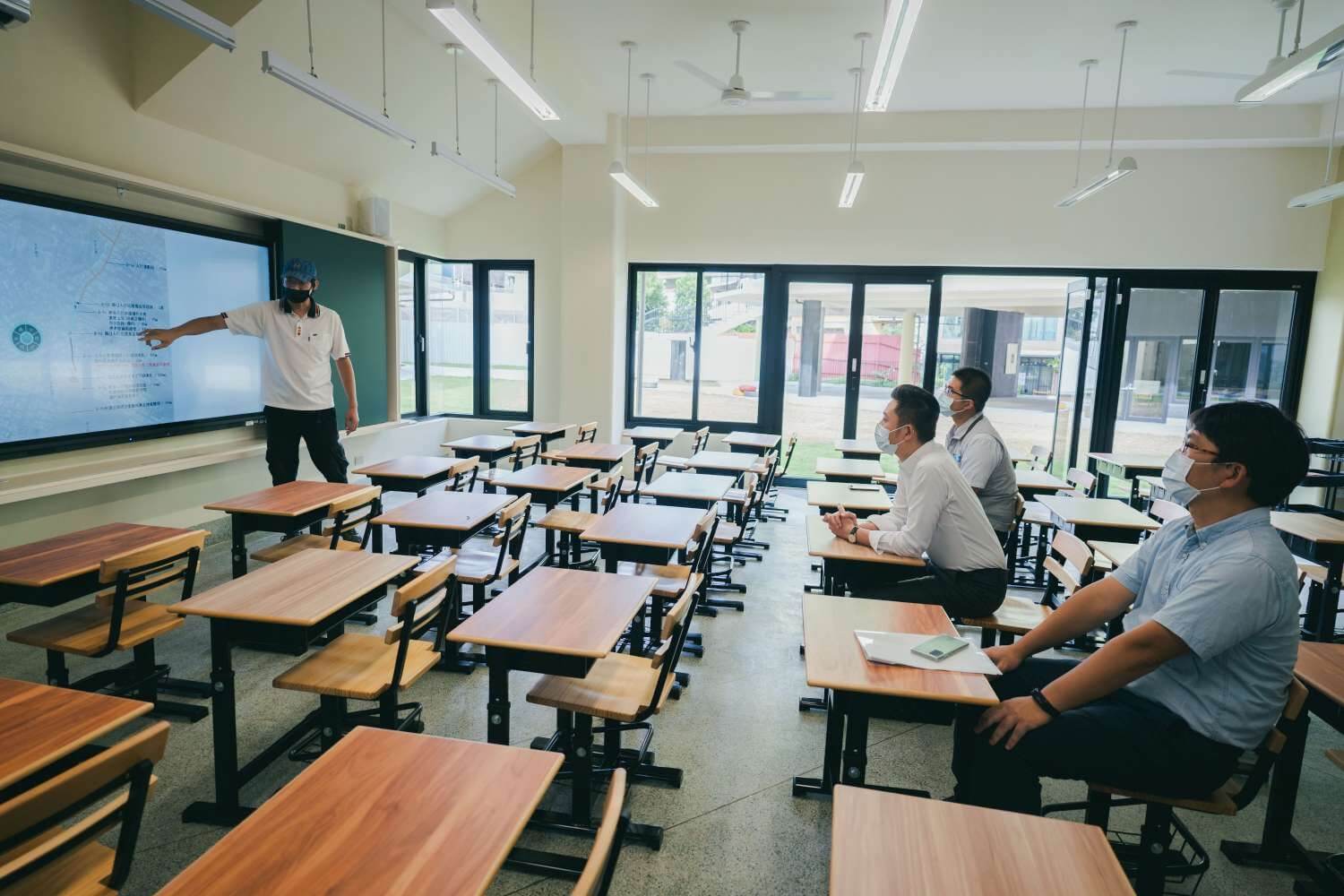 黃聲遠 田中央建築師事務所設計關埔國小