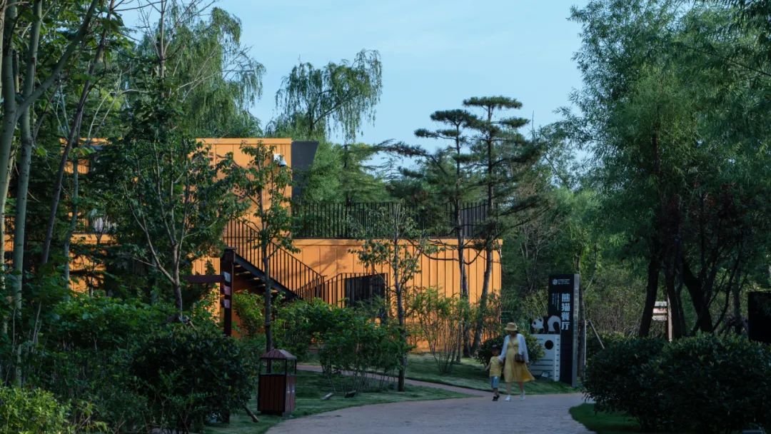 濟南野生動植物園貨櫃屋露營區／棲舍建築