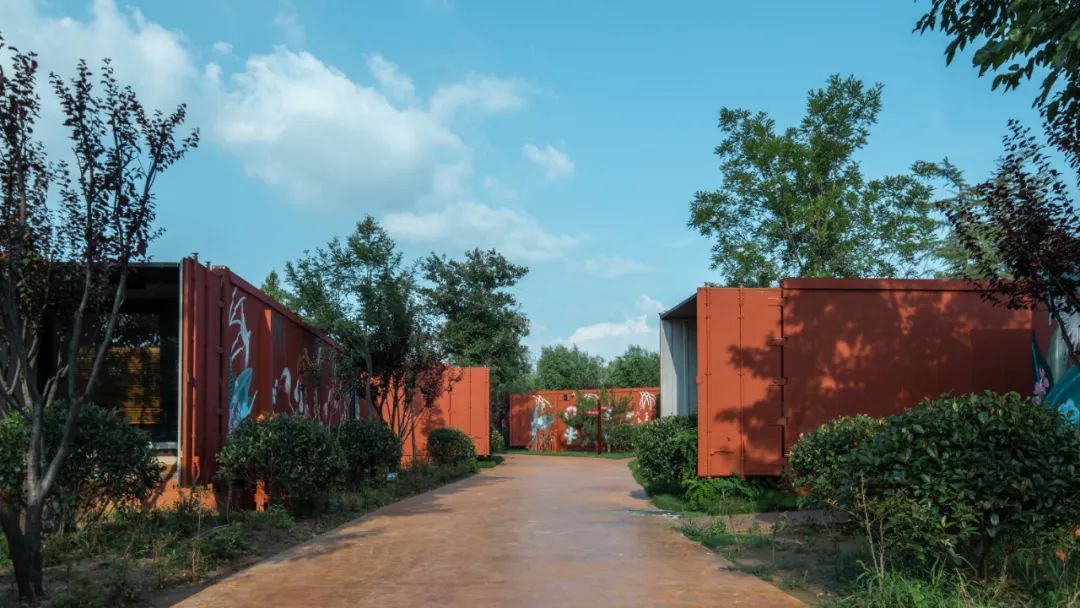 濟南野生動植物園貨櫃屋民宿／棲舍建築