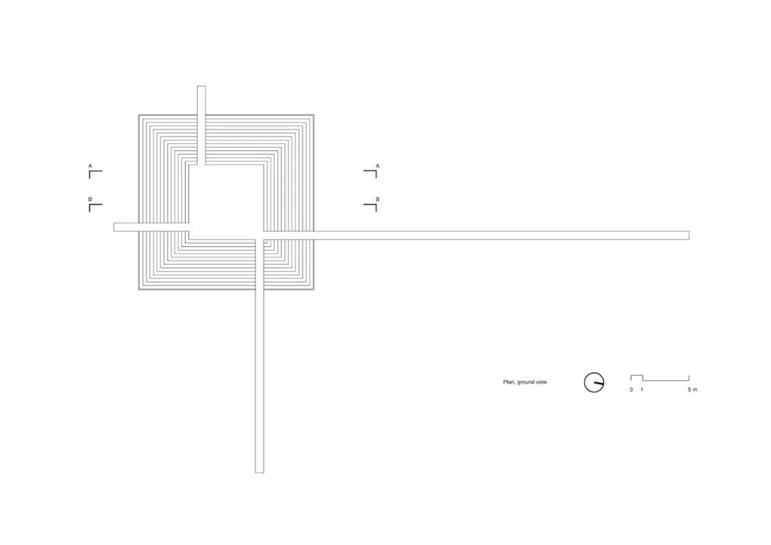 地面層平面圖 © David Telerman 沙漠裡上下顛倒的金字塔，McNeal 020 展亭／Atelier David Telerman