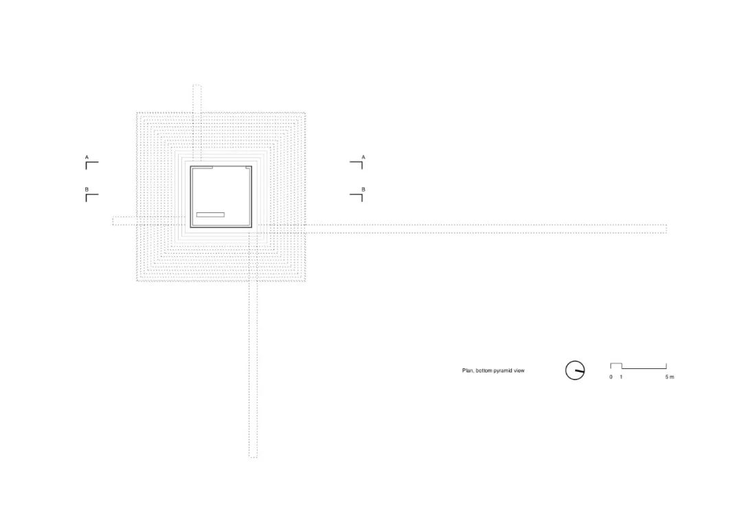 地下層平面圖 © David Telerman 沙漠裡上下顛倒的金字塔，McNeal 020 展亭／Atelier David Telerman