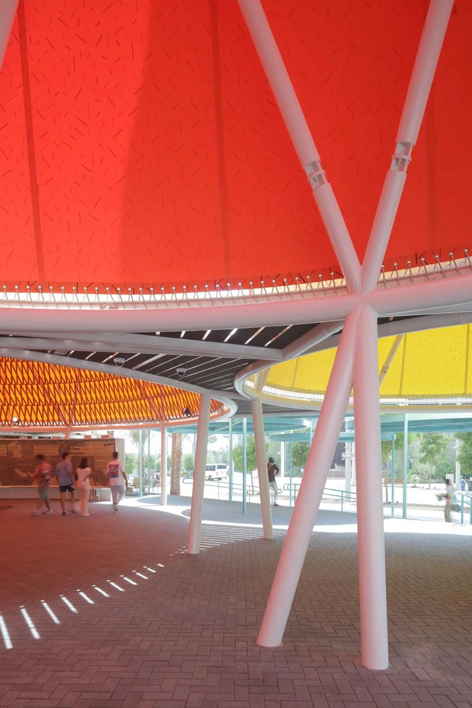 Spain Pavilion | Expo 2020 Dubai 2020年杜拜世博會西班牙館／Amann Canovas Maruri 空間的串聯產生了不同的體驗©Luis Asín, Adriá Goula
